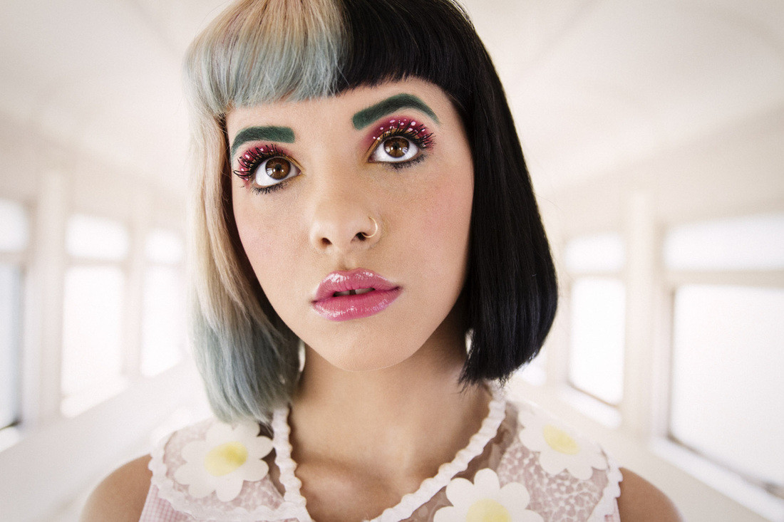 Melanie Martinez Releases Cry Baby S Extra Clutter Ep Call Theone