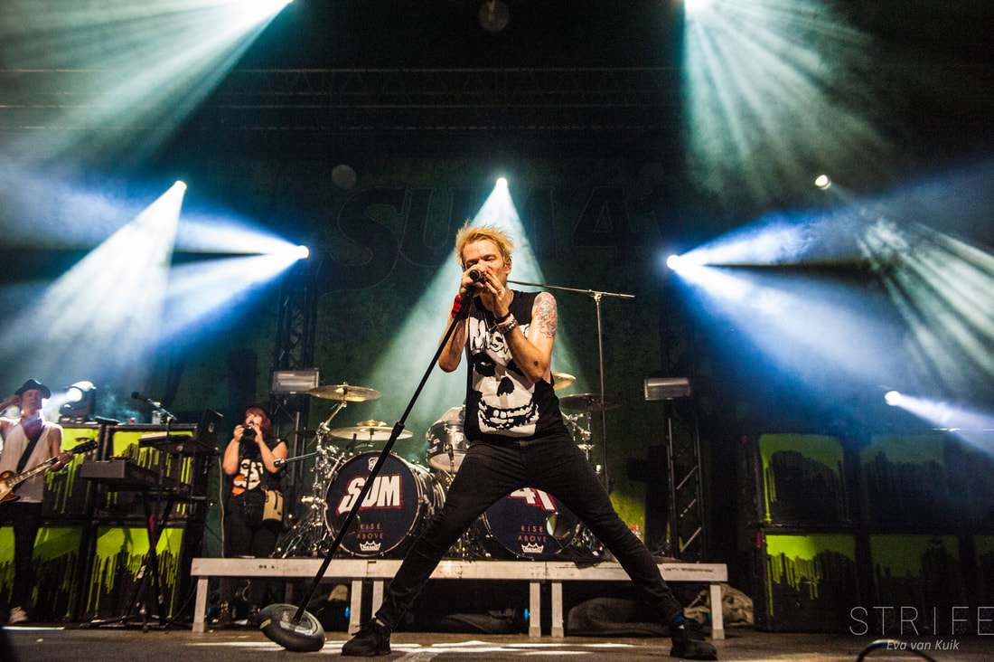 Photo Review Sum 41 Close 13 Voices Era With Career Spanning Extraordinary Performance Strife Magazine