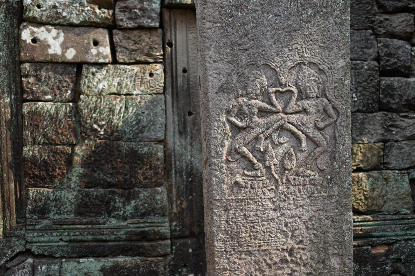 Cambodia photo tours Angkor Wat carvings