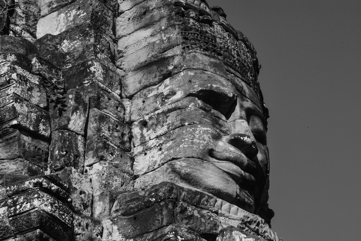 Cambodia photo tours Angkor Wat statues-1-2